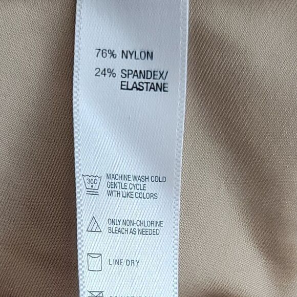 SPANX Simplicity Nude Shapewear - Picture 8 of 8